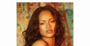 Rihanna, yeni iç çamaşırı koleksiyonunu paylaştı