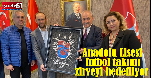 Anadolu Lisesi futbol takımı zirveyi hedefliyor
